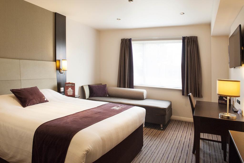 Premier Inn Southampton West Ower Phòng bức ảnh