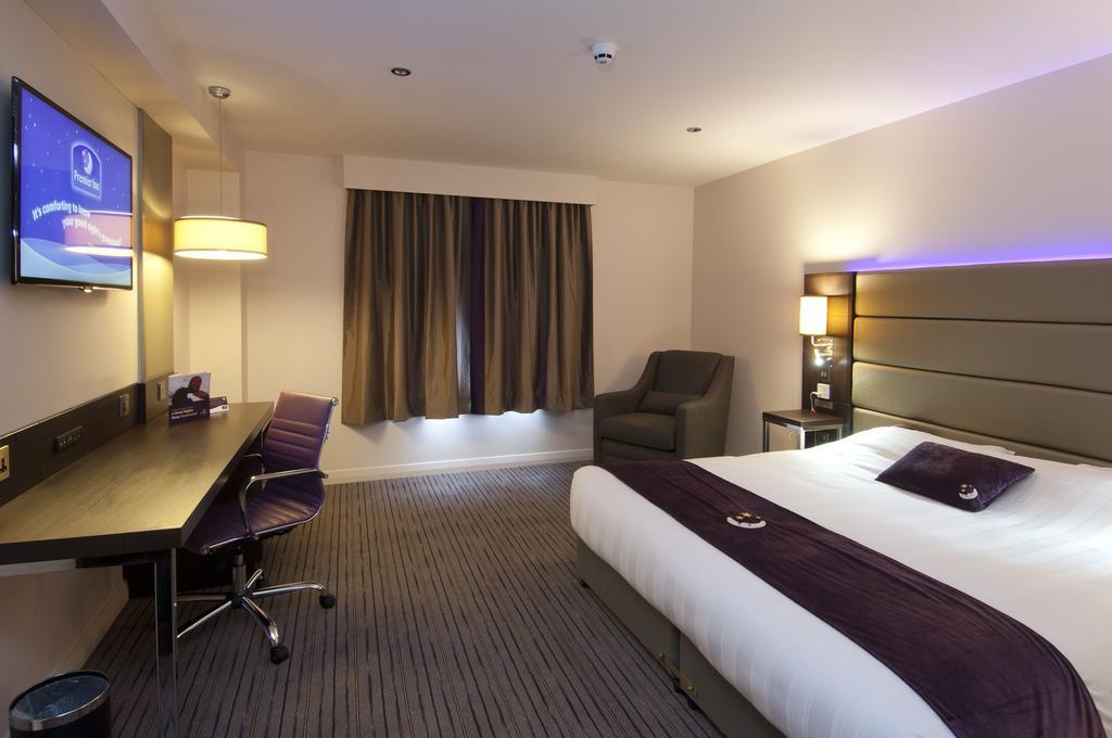 Premier Inn Southampton West Ower Phòng bức ảnh