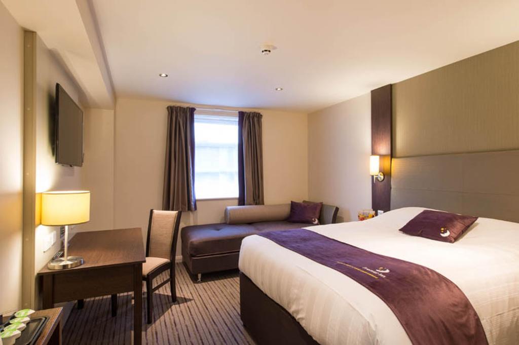 Premier Inn Southampton West Ower Ngoại thất bức ảnh